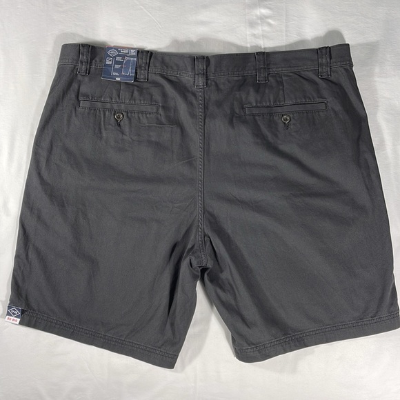 St. John's Bay mens charcoal grey Flat Front Short 10" chino shorts - size 50 - Picture 3 of 11